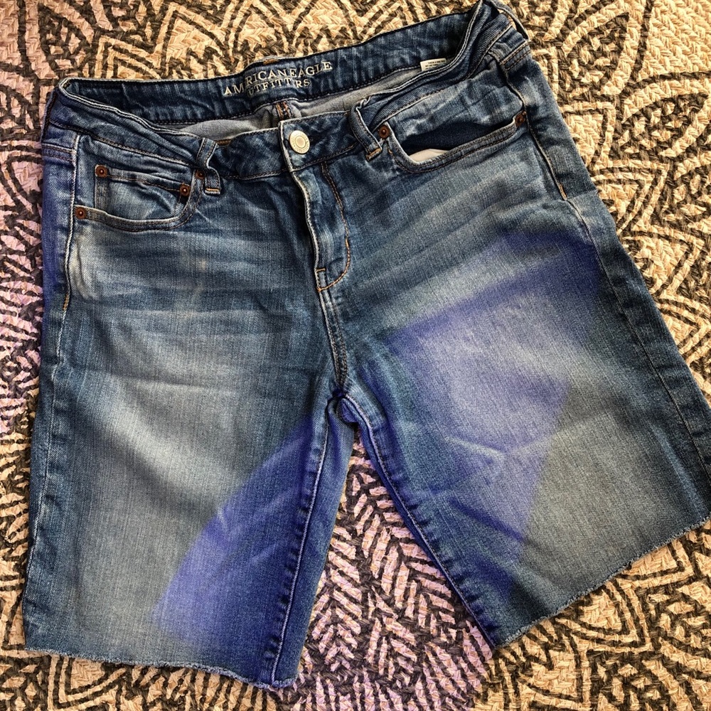 American Eagle Bermuda Shorts